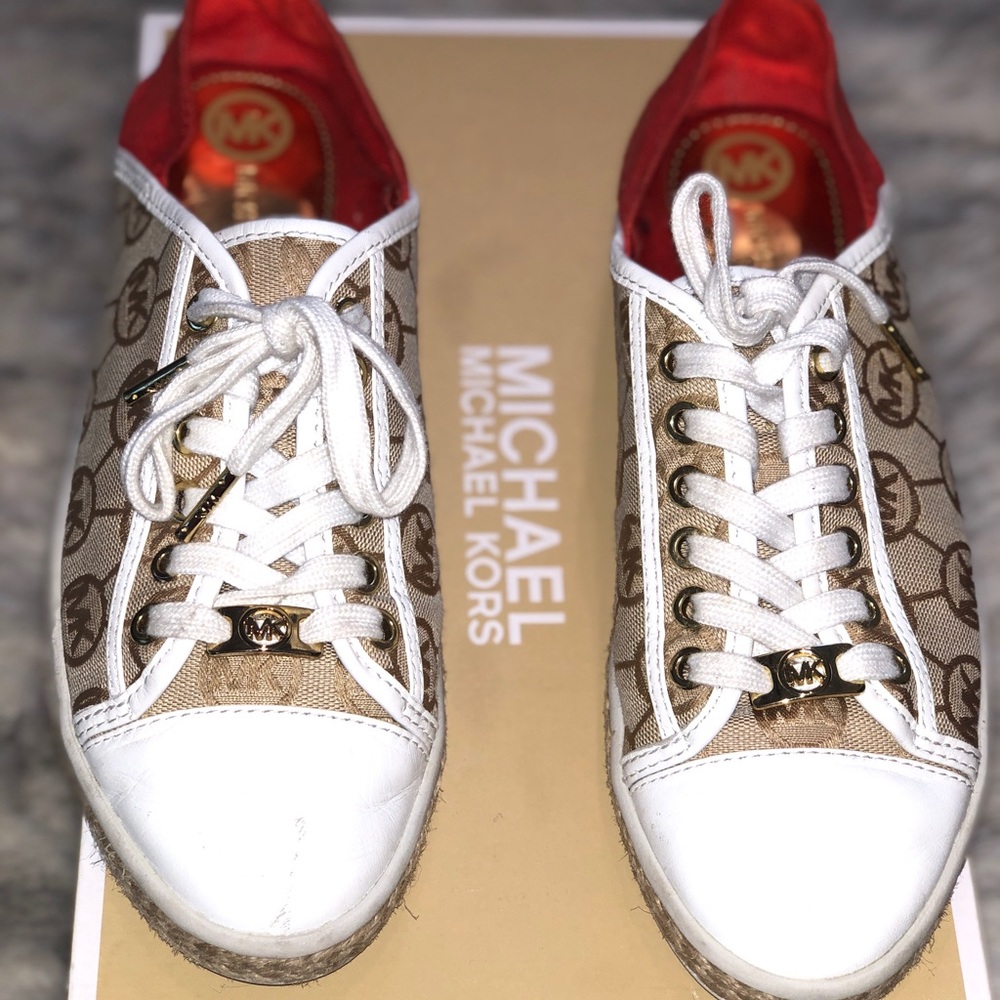 Michael Kors Kristy Slide,MK Logo Lacquard
